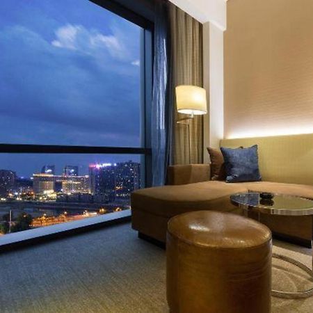 New World Guiyang Hotel Exterior photo