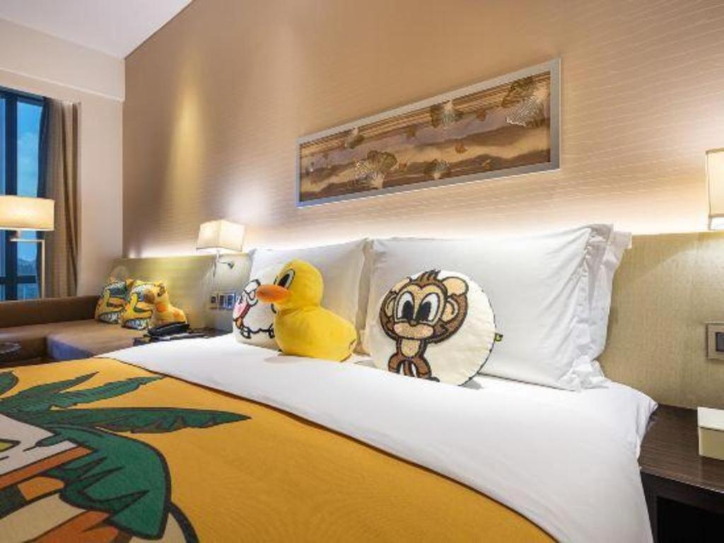New World Guiyang Hotel Exterior photo