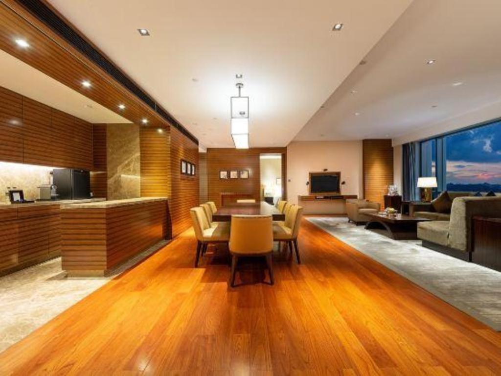 New World Guiyang Hotel Exterior photo